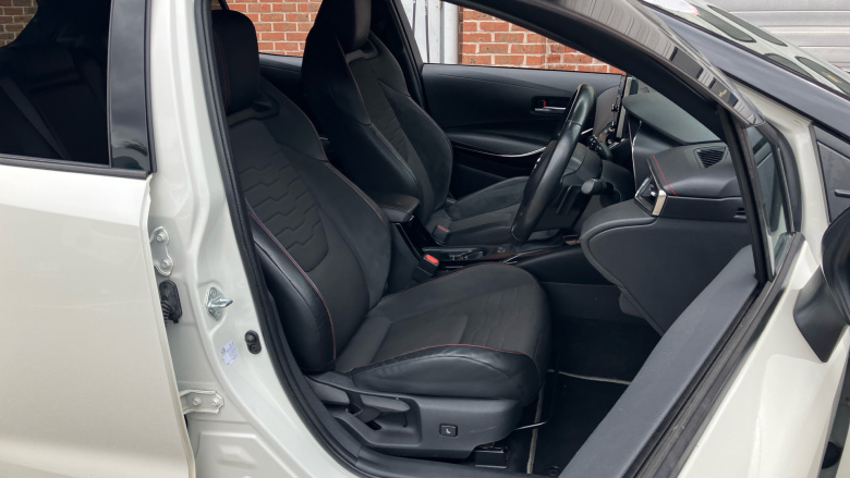 Toyota Corolla 2.0 VVT-i Hybrid Excel 5dr CVT Hybrid Hatchback